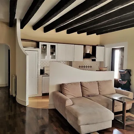 Flora's House - Ortigia Holidays *